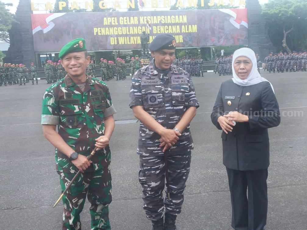 Tinjau Peralatan dan Perlengkapan Evakuasi Bencana di Lapangan Kodam, Gubernur Imbau Masyarakat Gotong Royong