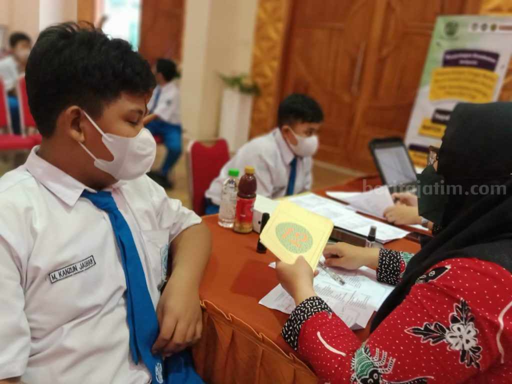 SMP Al Falah Deltasari Gelar Penyuluhan Kesehatan Reproduksi Remaja