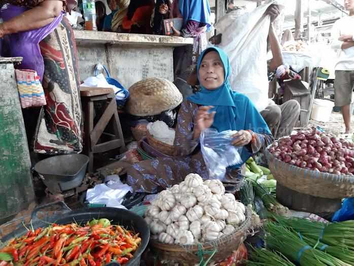 Harga Cabai dan Bawang Merah Makin Anjlok di Sumenep