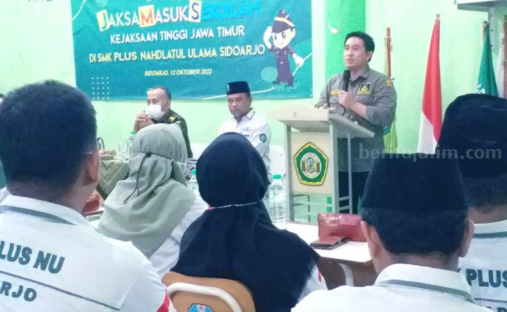Sambangi SMK Plus NU, Ini yang Dilakukan Jajaran Kejati Jatim