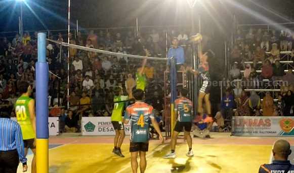 Desa Mungli Kalitengah Lamongan Gelar ‘Volleyball Tournament’ dan Fasilitasi Kartu Prakerja