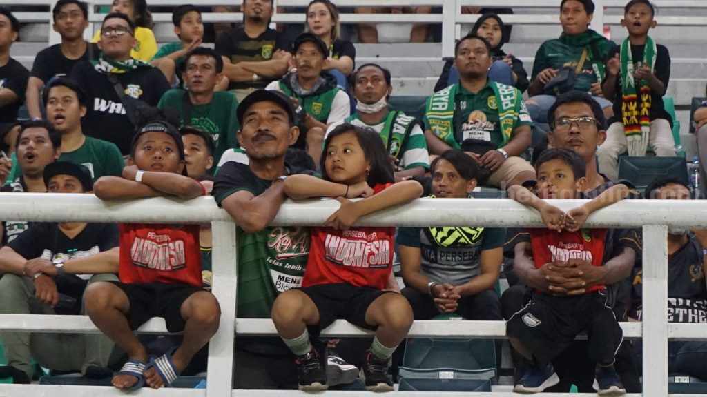 Bonek Ucapkan Belasungkawa Tragedi 1 Oktober di Malang, Berharap Sepakbola Indonesia Berubah