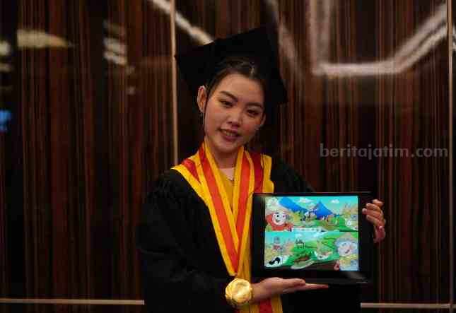 Ubaya Surabaya Sematkan Predikat Cumlaude pada Konten Kreator TikTok