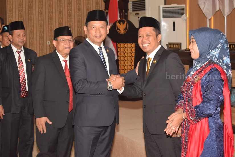 Tulus Santoso Resmi Dilantik Sebagai PAW Anggota DPRD Lamongan dari Fraksi Golkar