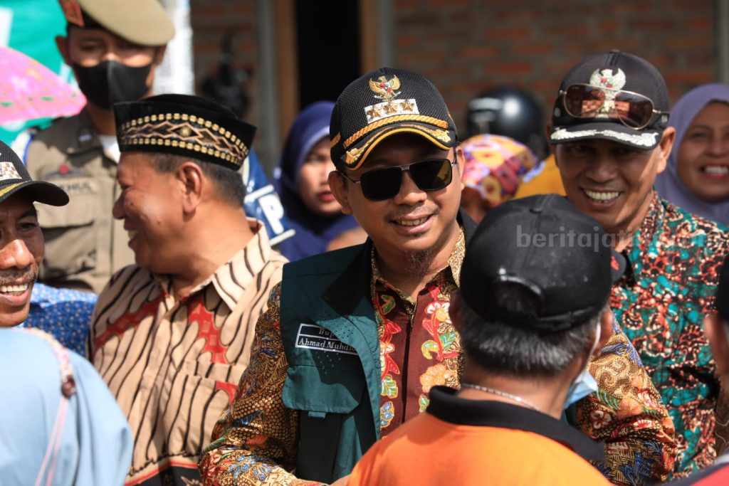 Terobosan Bupati Gus Muhdlor: On Call 24 Jam 112 Bebas Pulsa