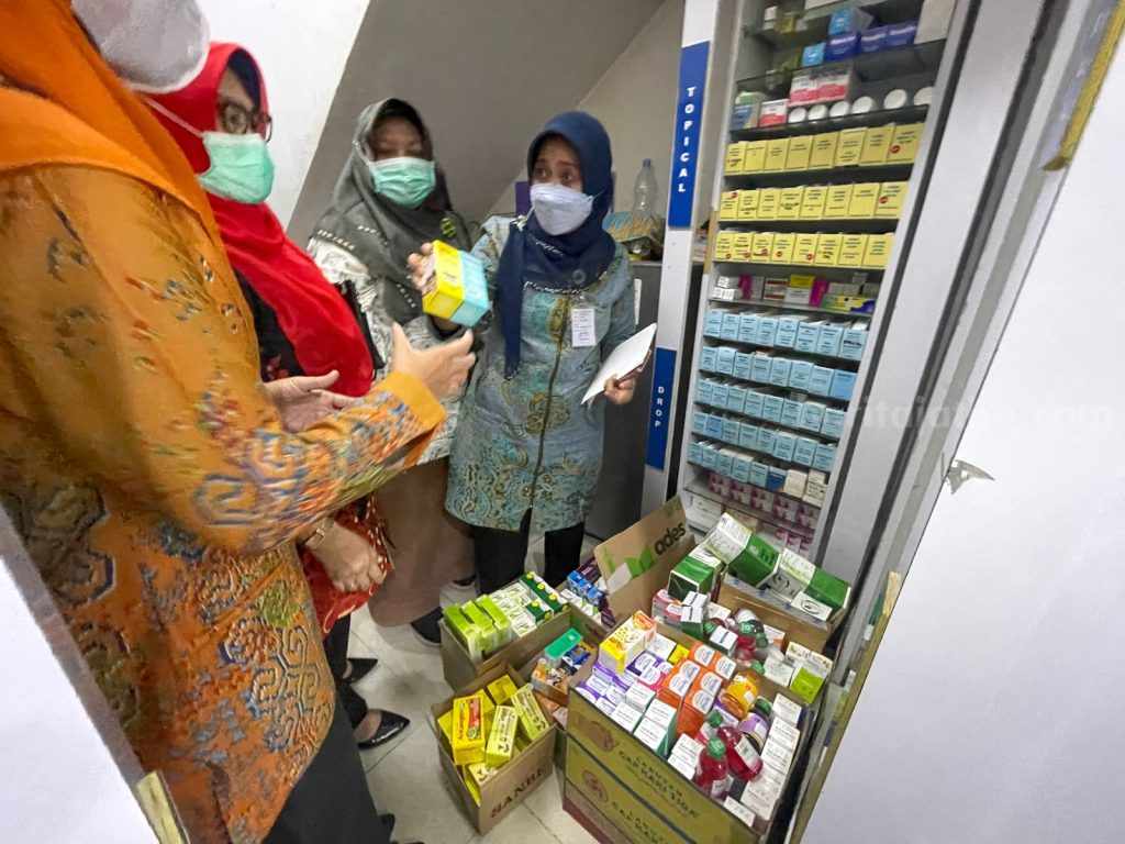 Dinkes Gresik Monitoring, Pastikan Tak Ada Lagi Penjualan Obat Sirup