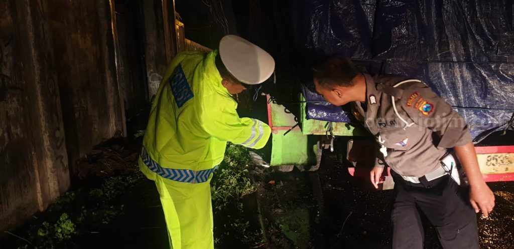 Pemotor Asal Nganjuk Tewas di Jalan Nasional Mojokerto