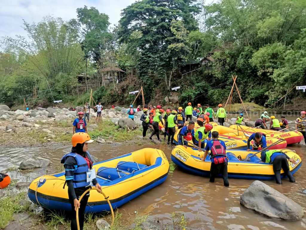 Dapat Dukungan Maksimal, Kejurda Arung Jeram 2022 di ‘Songa Adventure Rafting’ Berjalan Lancar