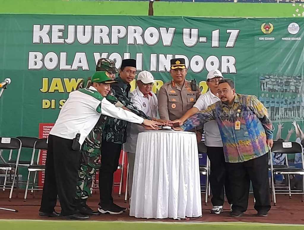 Bupati Sidoarjo Pimpin Pembukaan Kejurprov Bola Voli U-17 Jatim