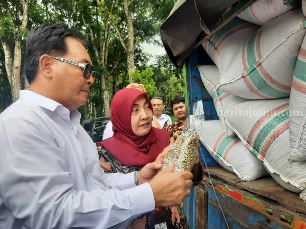 Jatim Lepas Ekspor Perdana ‘Javeast Coffee’ Hasil Communal Branding ke Mesir
