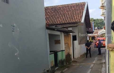 Densus 88 Tangkap Tiga Warga Sumenep, Salah Satunya Kasek SDN