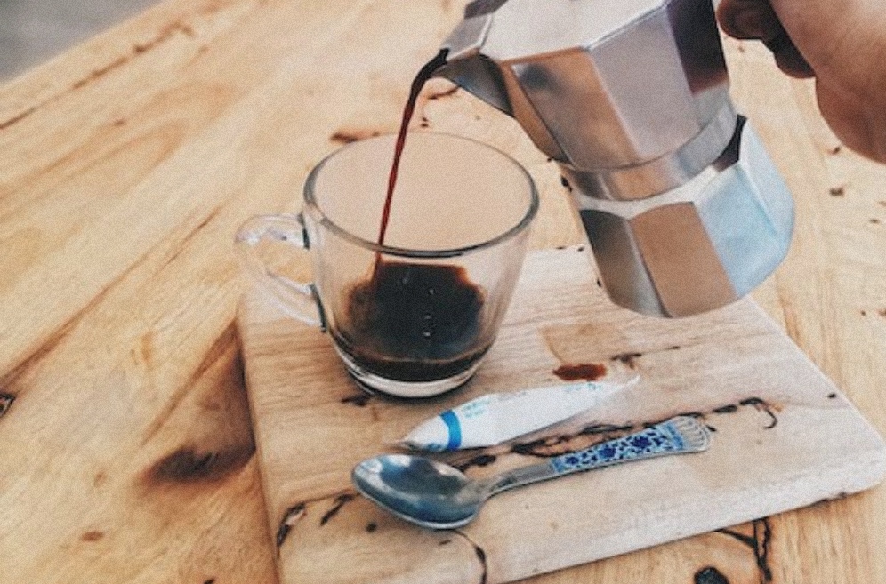 Kenapa Minum Kopi Bikin Perut Mulas? Berikut Penjelasan Secara Medis