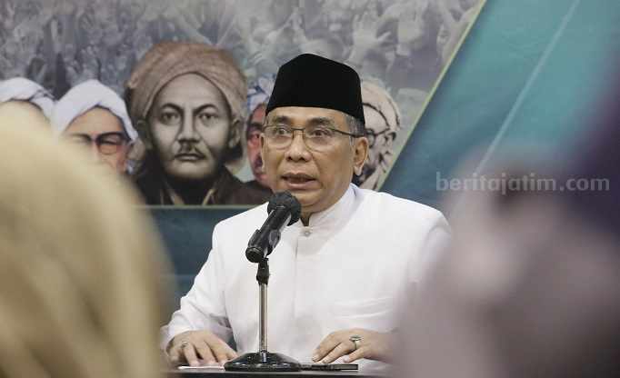 Ketum PBNU dan Alissa Wahid Kompak Bahas Tantangan Ulama Masa Kini di UGM Ketua Umum PBNU KH. Yahya Cholil Staquf