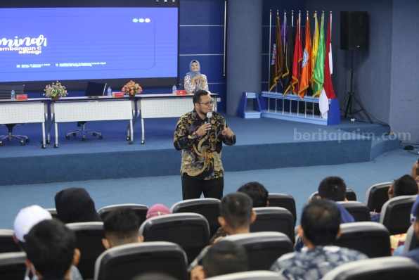 UPT MKU Polinema Hadirkan Motivator untuk Latih Mahasiswa Berpikir Kritis