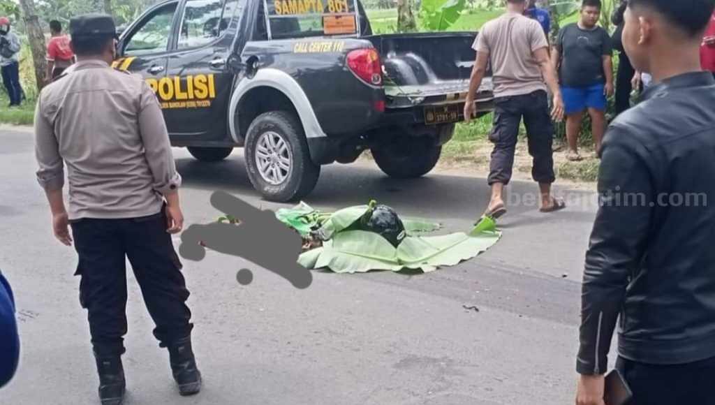 Terperosok Jalan Lubang di Tuban, Pegawai Koperasi Dilindas Tronton