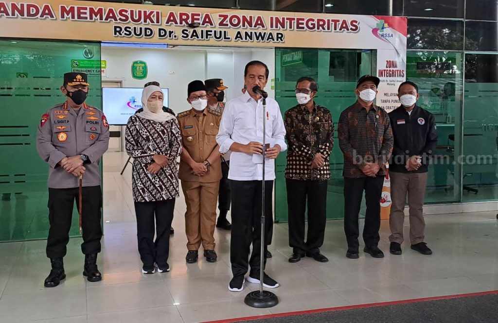 Jokowi Perintahkan Menteri PUPR untuk Audit Stadion Liga 1 Hingga Liga 3