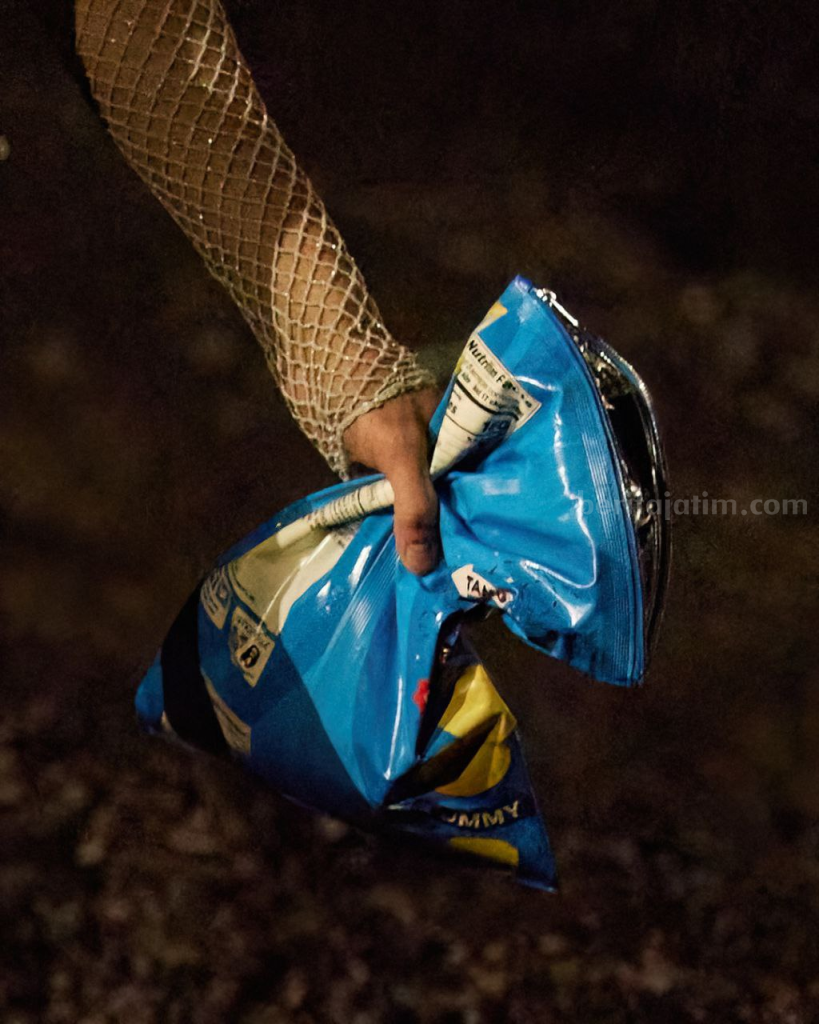 Tas Kantong Keripik Ini Dijual dengan Harga 27 Juta, Minat?