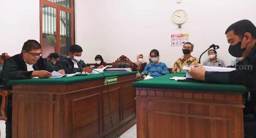 Notaris Edhi Susanto dan Istrinya Ajukan Pembelaan, Ini Permintaannya ke Hakim