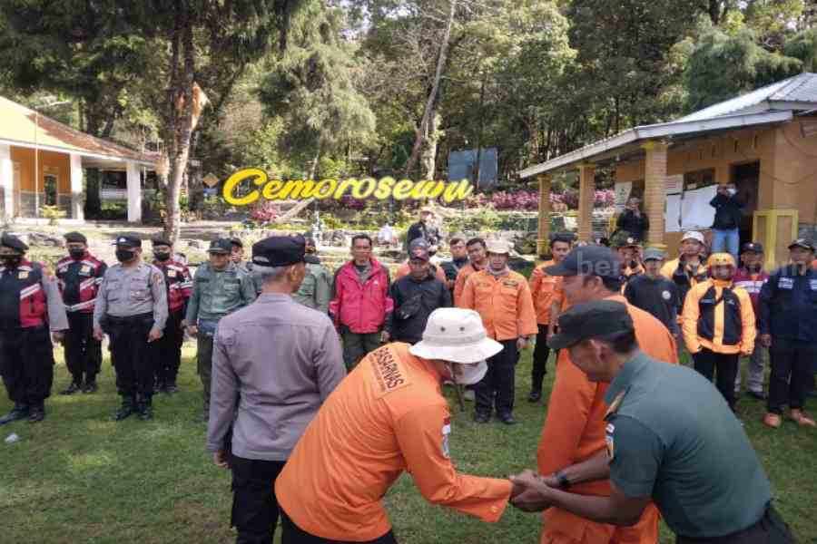 Pencarian Pendaki Hilang Masih Nihil, Cuaca Gunung Lawu Magetan Hujan dan Berkabut