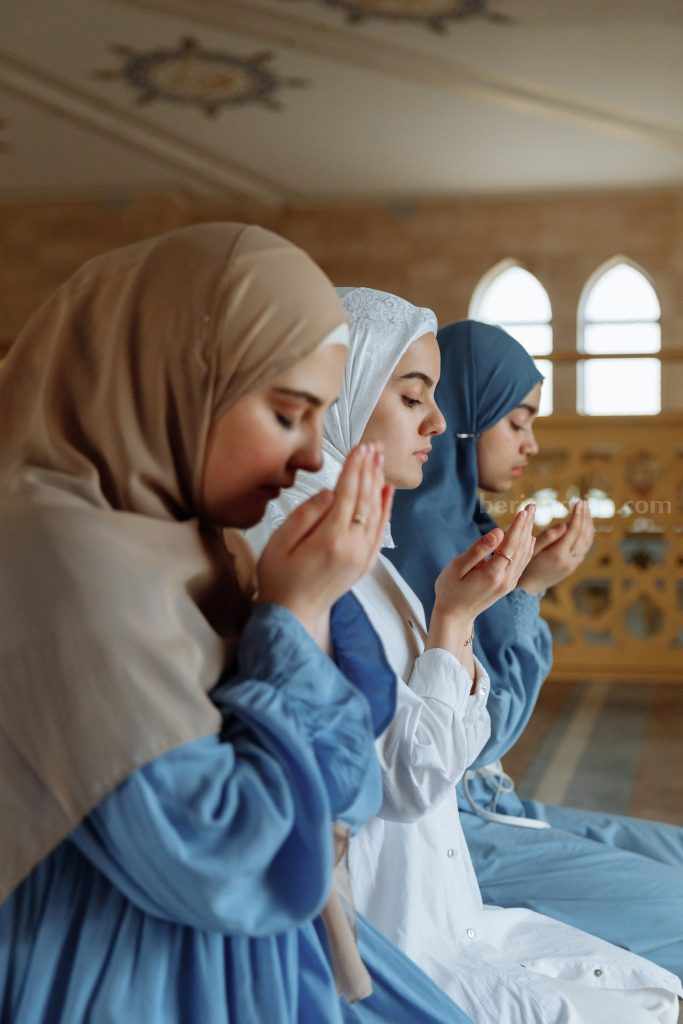 Ilustrasi berdoa. (Sumber foto : pexels)