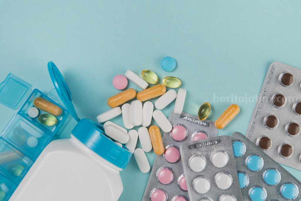Wajib Tahu! Begini Tanda Obat Tak Layak Konsumsi Ilustrasi obat. (Sumber foto : freepik.com)