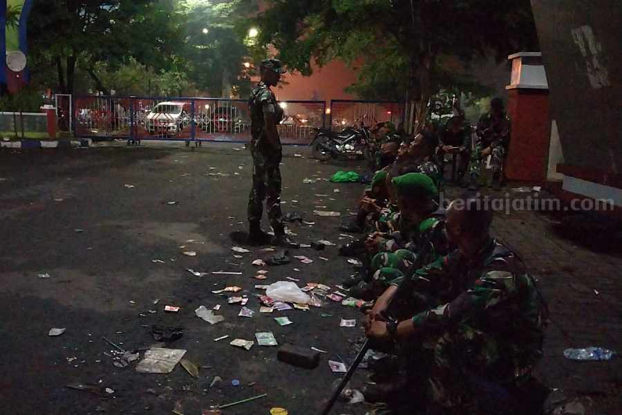Usai Kericuhan Sepakbola, Yon Zipur V TNI AD Jaga Ketat Stadion Kanjuruhan Malang