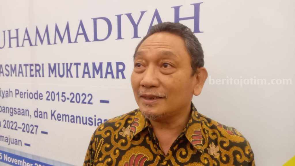 Ketua PWM-PWA Berpakaian Adat Saat Pembukaan Muktamar Muhammadiyah