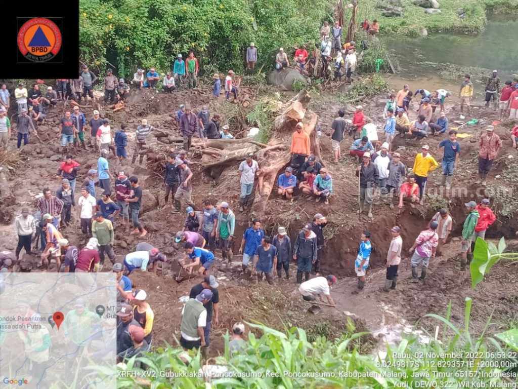 Longsor Poncokusumo Malang, 1 Orang Diduga Tertimbun Material, Dicari Belum Ketemu