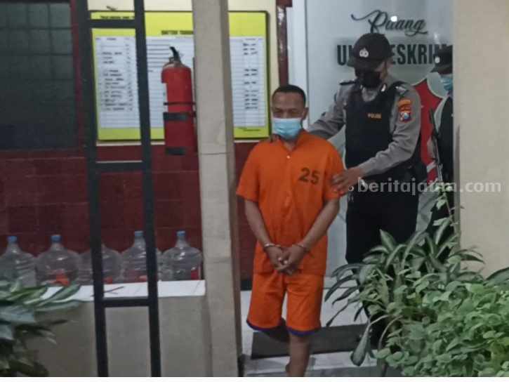 Cerita Tersangka Penusukan di PT BMI Tahu Istrinya Selingkuh, Kemana-mana HP-nya Disembunyikan