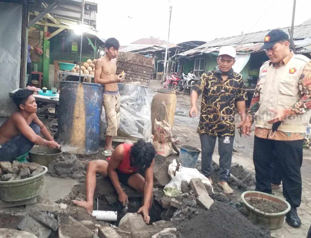 Penanganan IPAL Belum Selesai, Pedagang dan Pemotong Unggas di Pasar Sepanjang Mengeluh