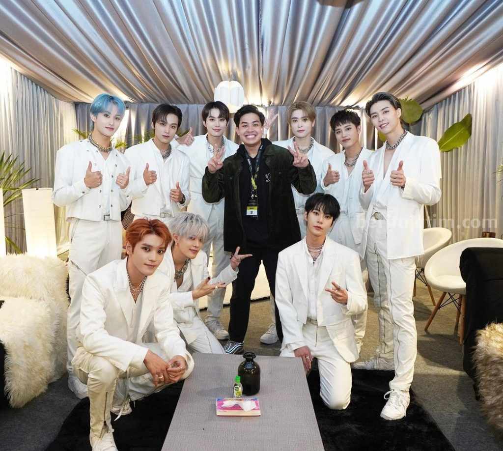 Foto Bareng NCT 127, Jerome Polin Ajari Para Member Ucap ‘Mantap Jiwa’