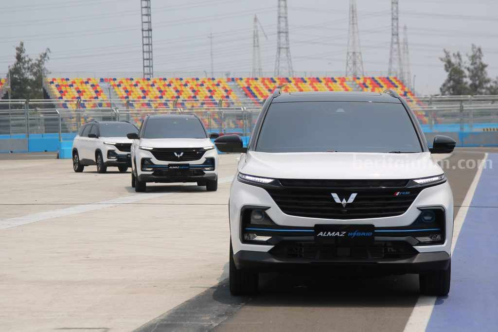 Wuling Luncurkan Almaz Hybrid Untuk Segmen Ramah Lingkungan