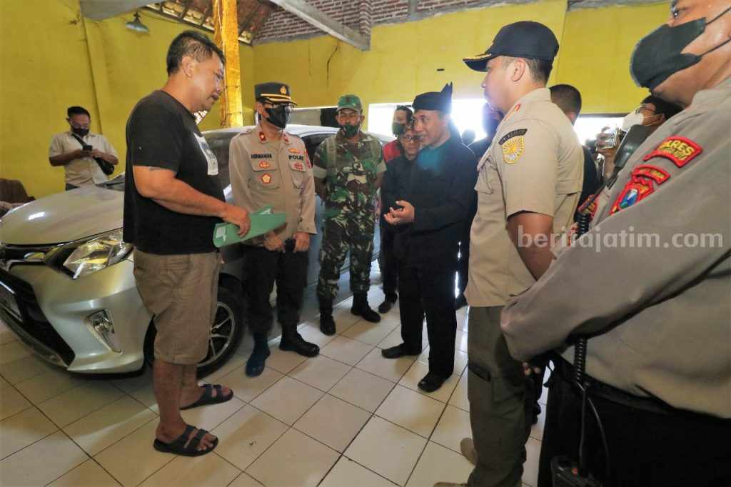 Pemkot Probolinggo Kembali Segel Tempat Karaoke