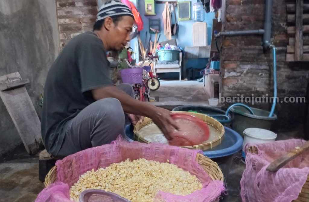 Harga Bahan Kedelai Naik Sedikit Demi Sedikit, Tiba-tiba Sudah 2 Kali Lipat dari Sebelumnya