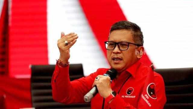 Terjun ke Surabaya, Hasto Gembleng Langsung 1.600 Kader Banteng