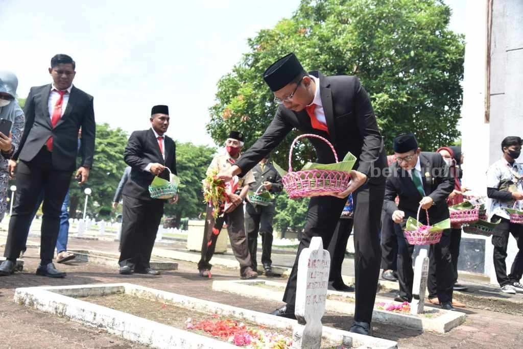 Ini Pesan Bupati Sidoarjo saat Pimpin Upacara Peringati Hari Pahlawan