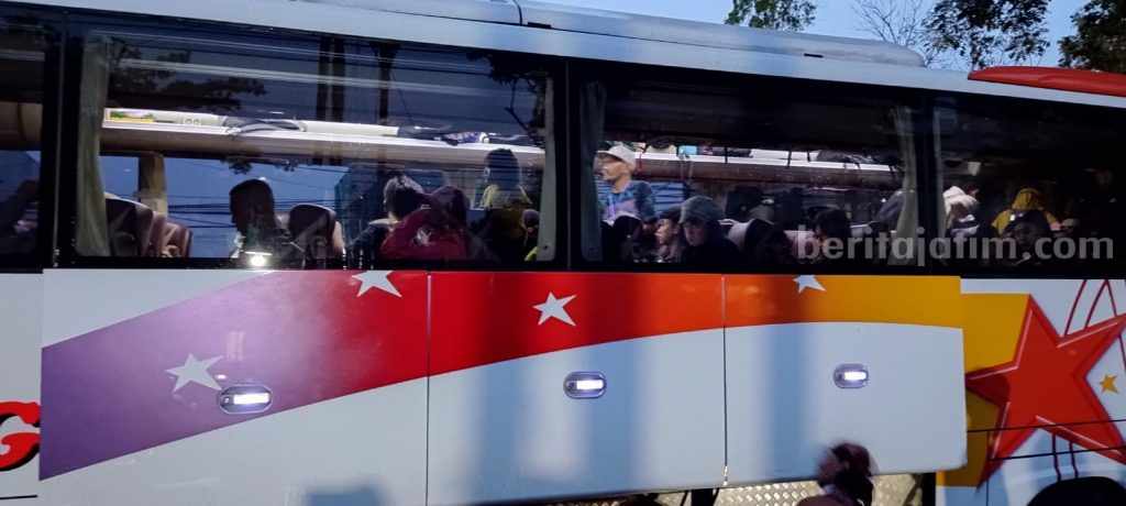 Keluarga Korban Tragedi Kanjuruhan Geruduk Jakarta Mencari Keadilan