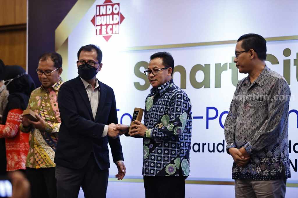 Kota Malang Raih Penghargaan Best Smart Branding
