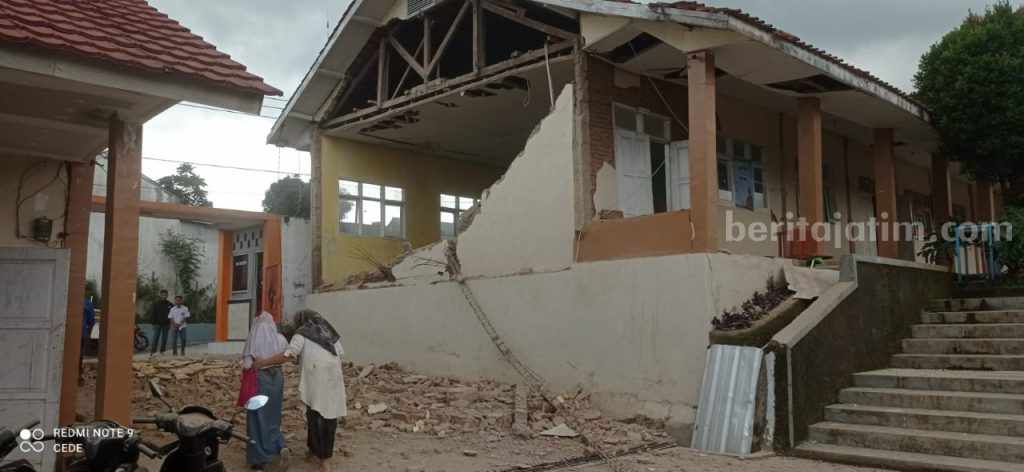 Gempa Cianjur Tewaskan Dua Orang, Dirasakan Kuat Hingga Jakarta