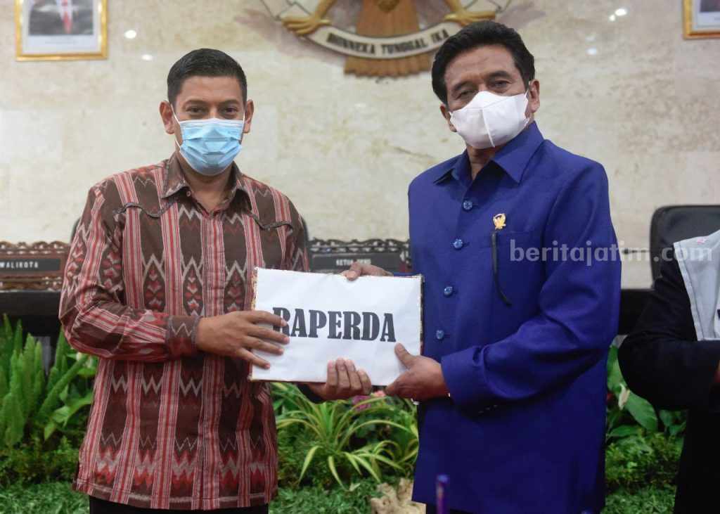 Wali Kota Tanda Tangani Persetujuan Bersama DPRD Kota Kediri