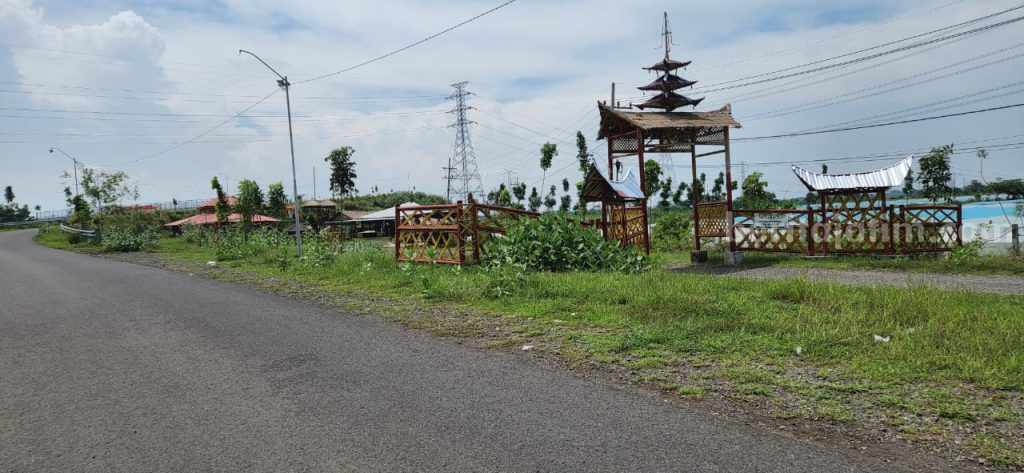 Tol Pas-Pro Gunakan Jalan Desa Clarak Tongas Probolinggo, Kades: Belum ada Gantinya