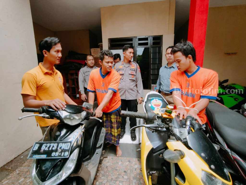 Dua Pria di Bangkalan Curi Motor Pakai Cincin Magnet