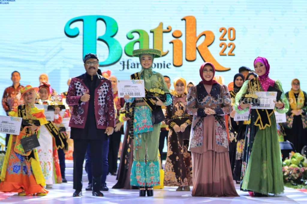 Gus Ipul Kenalkan Motif Baru Batik Khas Kota Pasuruan