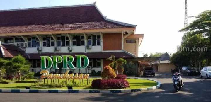 DPRD Pamekasan Minta Petani Non Poktan Dapat Solusi
