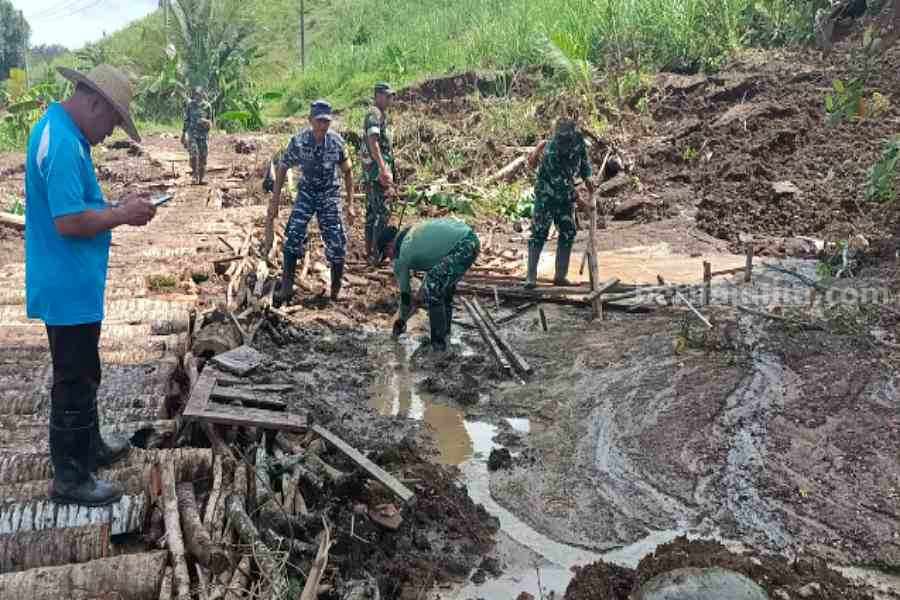 Jalur Utama Bululawang-Pasur Kabupaten Blitar Putus