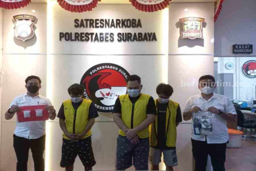 Polrestabes Surabaya Tangkap Kakak-Adik Pengedar Narkoba Jaringan Lapas