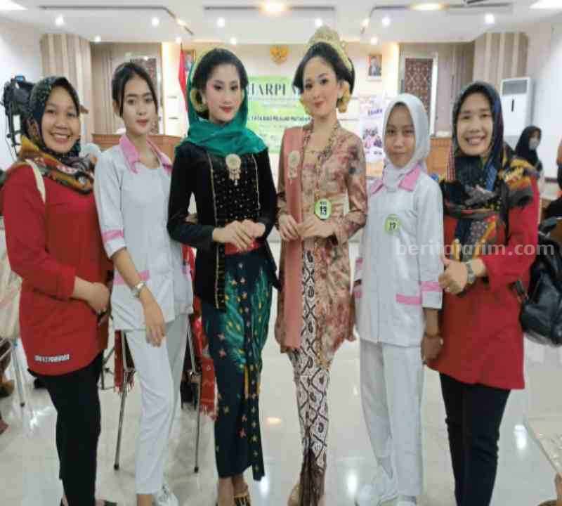 2 Siswa SMKN 2 Ponorogo Unjuk Keahlian