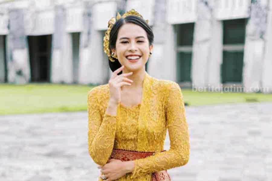 TOK! UNESCO Tetapkan Kebaya Warisan Takbenda Dunia dari 5 Negara Asia Tenggara Kebaya Bali, salah satu jenis kebaya yang ada di Indonesia. (Instagram @maudyayunda)
