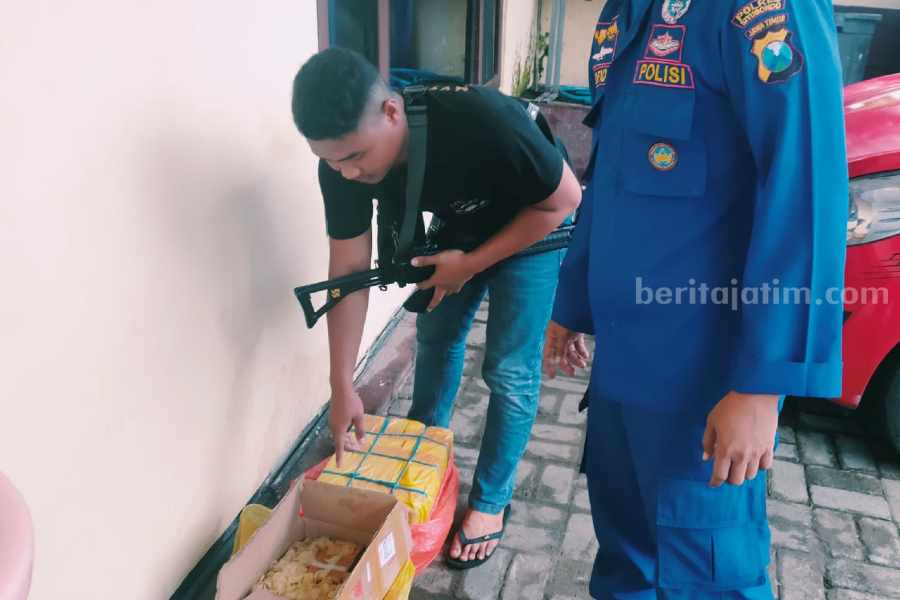 Polairud Gagalkan Pengiriman 5.000 Detonator Bom Ikan dari Pulau Raas Sumenep