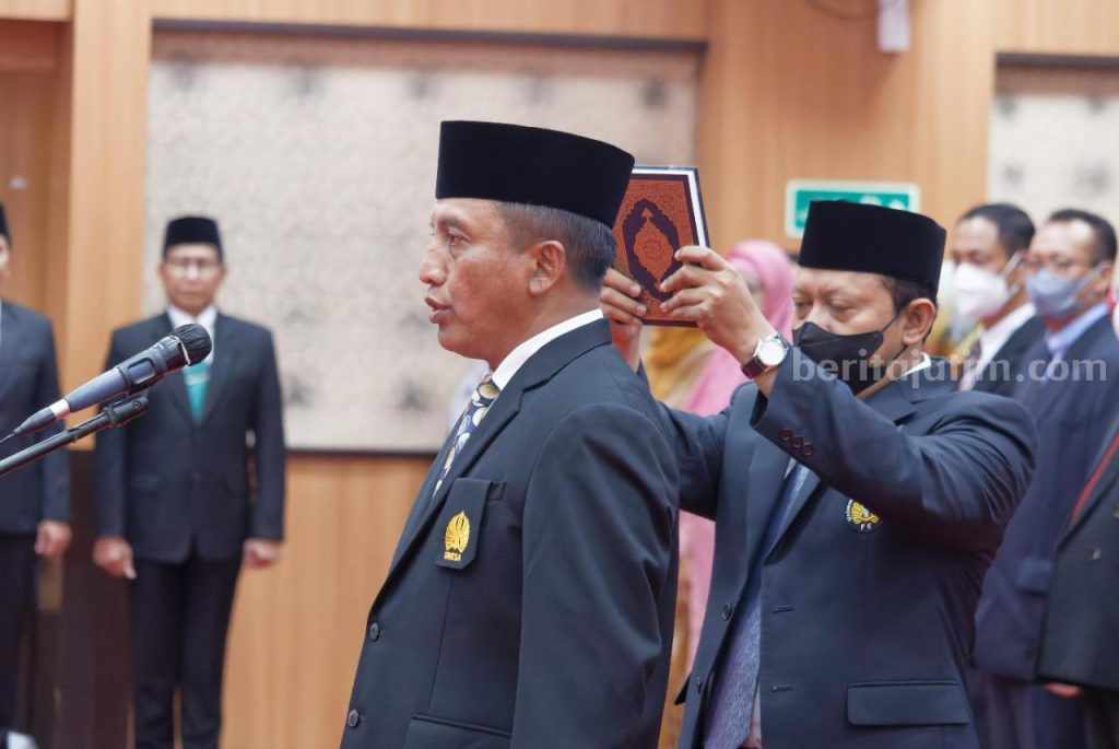 Cak Hasan Kembali Jabat Rektor Unesa, Ini Fokusnya 5 Tahun ke Depan